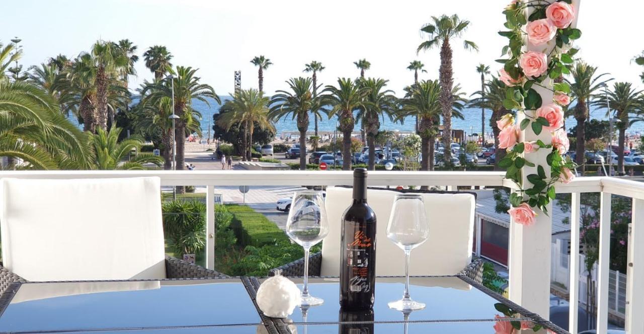 Encantadora Vivienda En El Paseo Maritimo De Salou Buitenkant foto